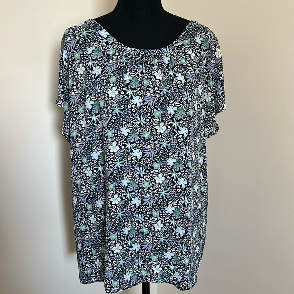 Floral summer top